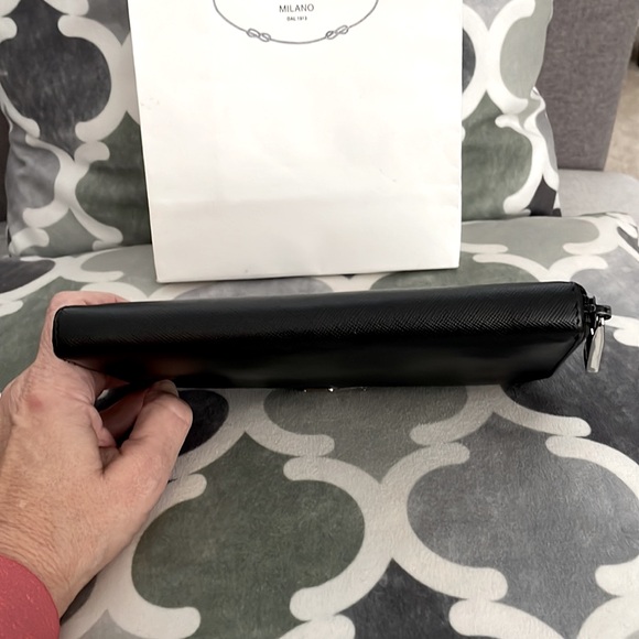 Prada Wallet - Picture 10 of 13